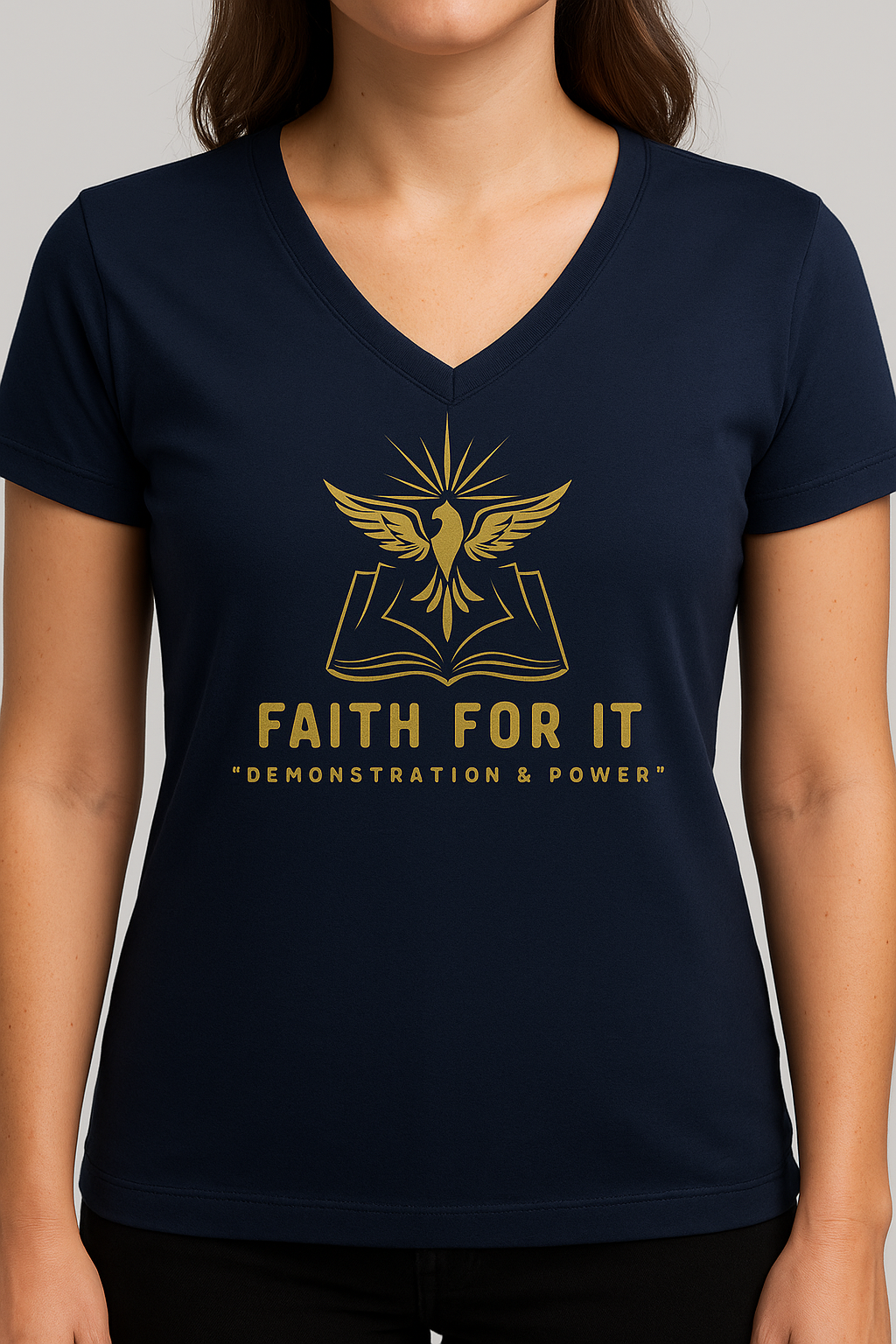 Navy short sleeve V-neck T-shirts